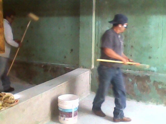 Proceso de resanado y sellado de superficies